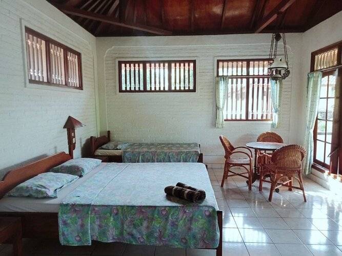Rini Hotel