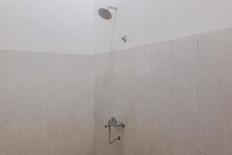 Oyo 1415 Gelora Guest House