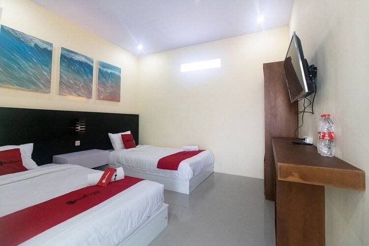 Sans Hotel Borobudur Banyuwangi