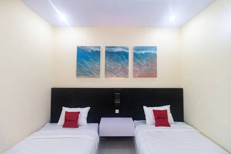 Sans Hotel Borobudur Banyuwangi