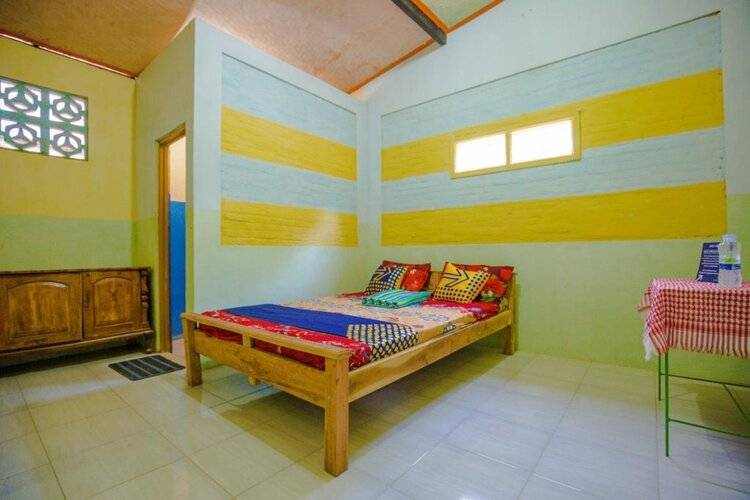 Spot On 1762 Gandrung Payungan Family Inn
