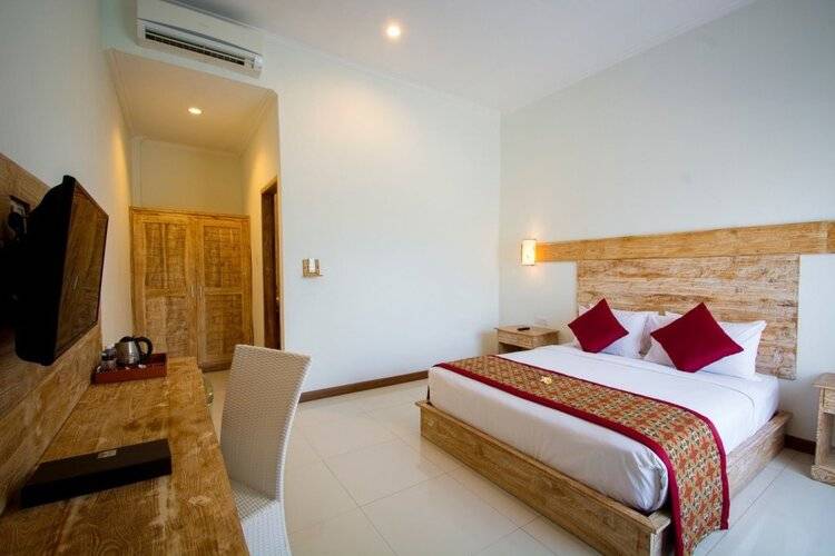 Lovina Beach Club And Resort