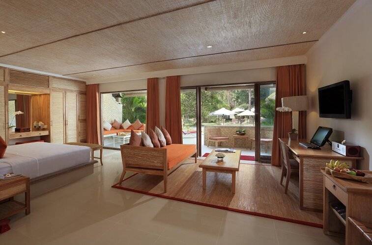 Blu-Zea Resort By Double-Six