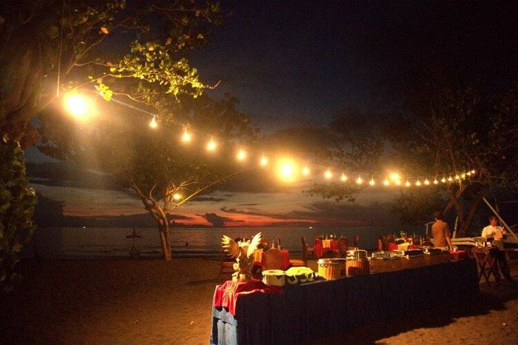 Bali Taman Beach Resort & Spa - Lovina