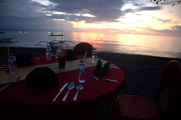 Bali Taman Beach Resort & Spa - Lovina