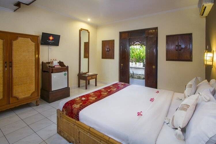 Bali Taman Beach Resort & Spa - Lovina