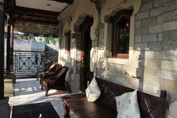 Bali Taman Beach Resort & Spa - Lovina