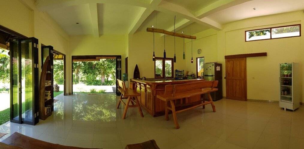 Mango Tree Inn