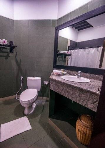 Nugraha Lovina Seaview Resort & Spa