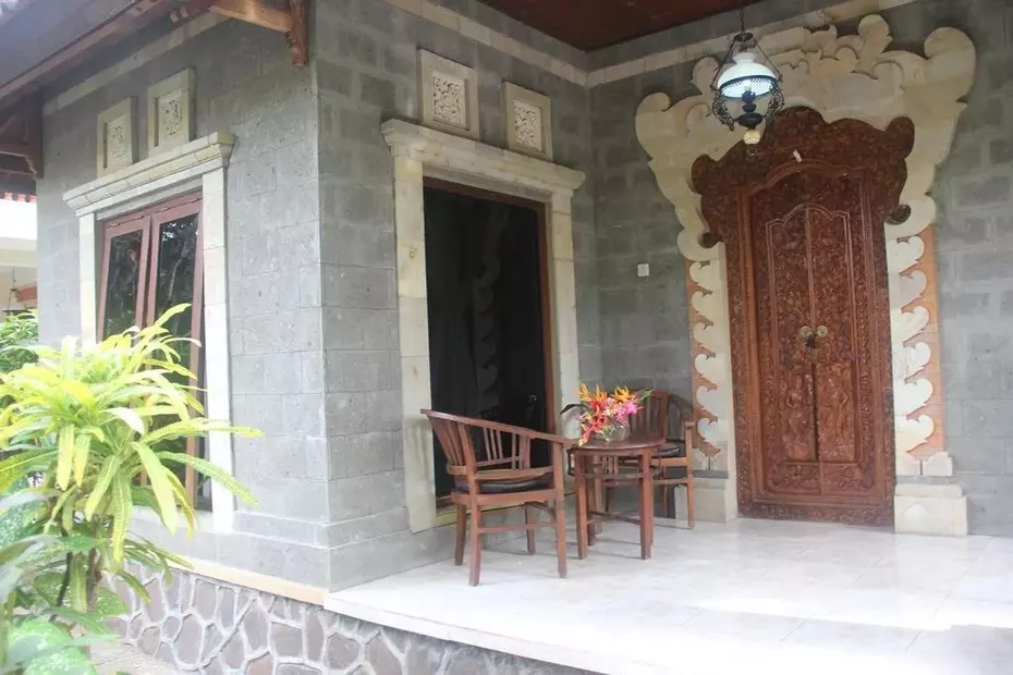 Puri Bali Lovina