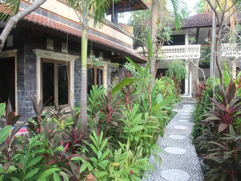 Puri Bali Lovina