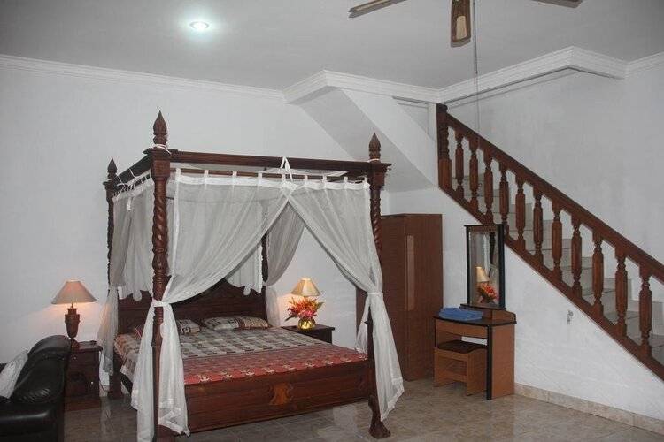 Puri Bali Lovina