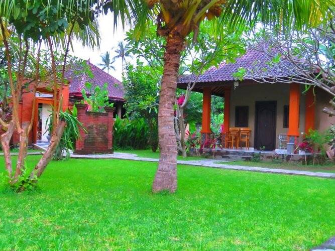 Suka Sari Cottages