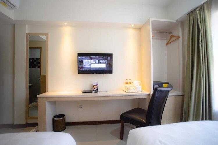 Luminor Hotel Banyuwangi Yos Sudarso