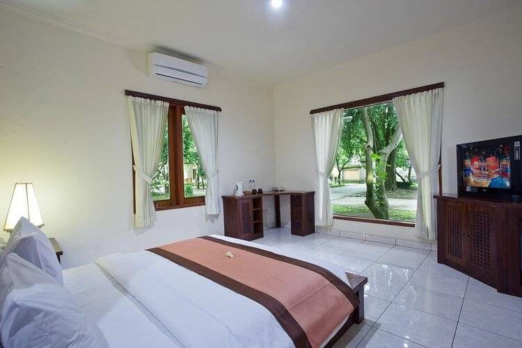 Mirah Hotel