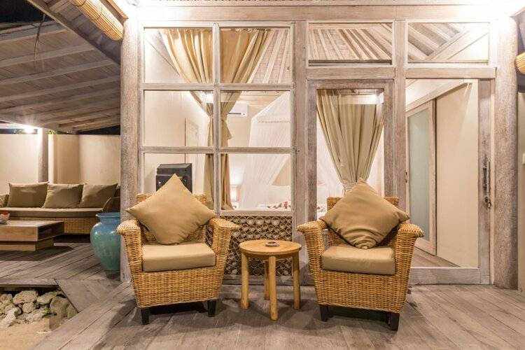 Blue Lagoon Avia Villas