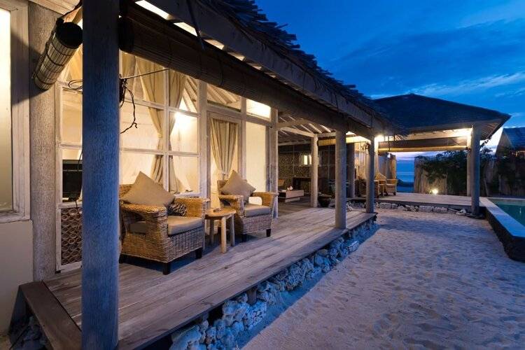 Blue Lagoon Avia Villas