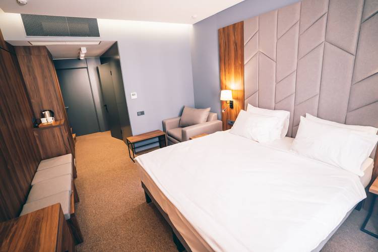 Hotel 115