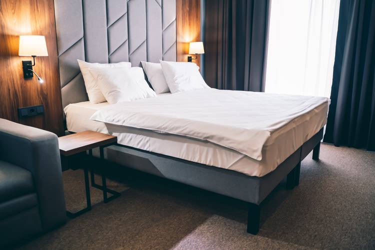 Hotel 115