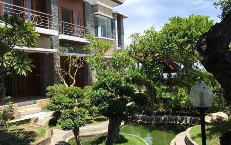 Green Beach Inn