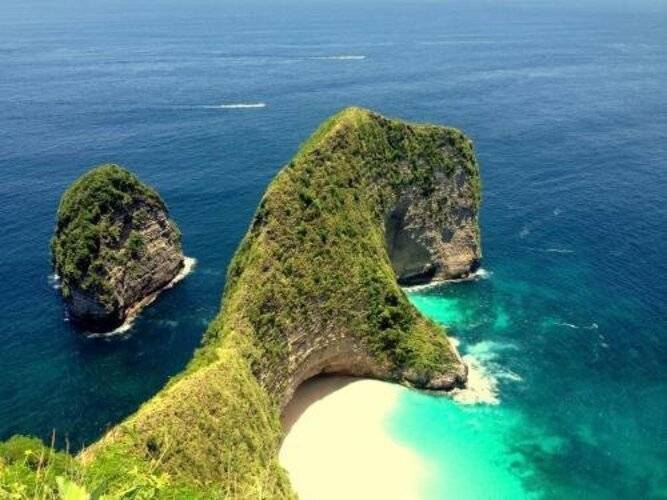 Pandawa Beach Resort And Spa Luxury