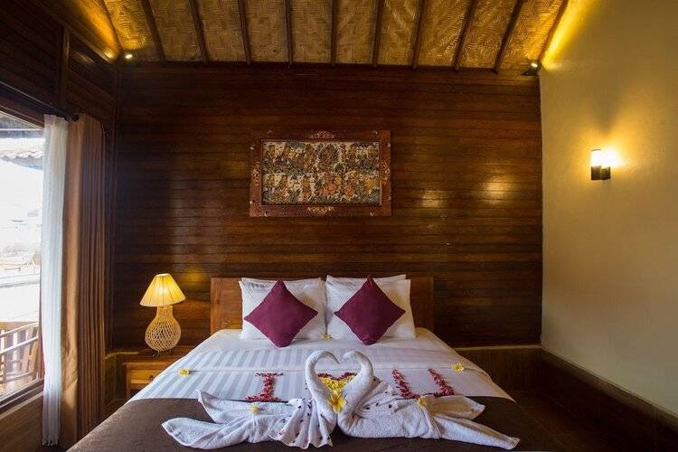 Rijet Villa Beach & Restaurant
