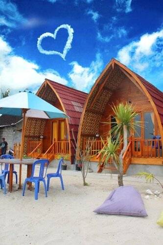 Road Beach Homestay