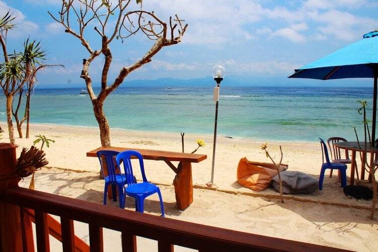 Road Beach Homestay