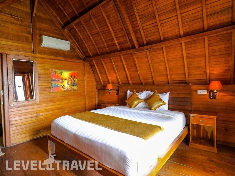 Фотография You & We House