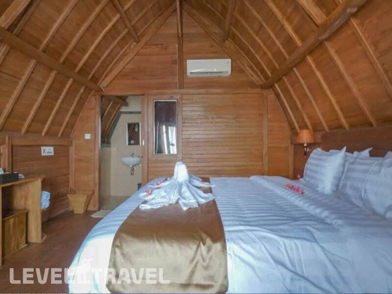 Фотография You & We House