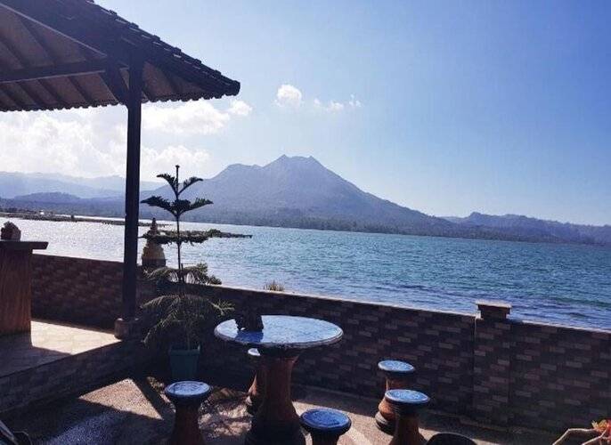 Batur Green Lake