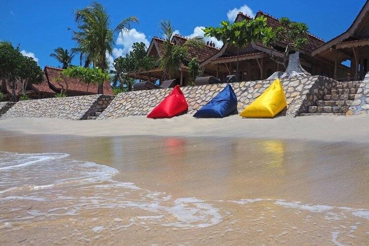 Blue Harbor Beachfront Villas & Resto