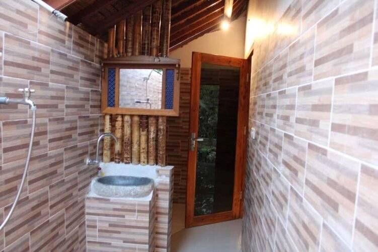 Kubu Reot Taman Asri