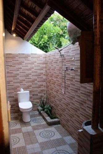 Kubu Reot Taman Asri