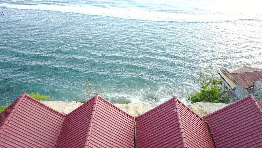 Malibu Huts