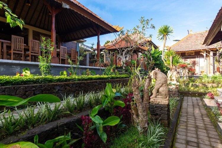 The Garuda Hotel & Restaurant
