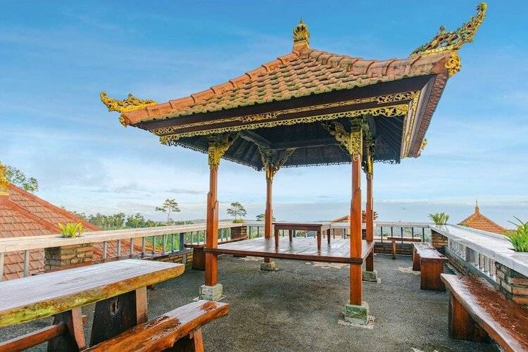 The Garuda Hotel & Restaurant