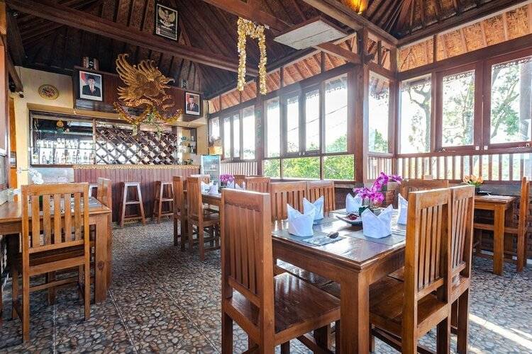 The Garuda Hotel & Restaurant