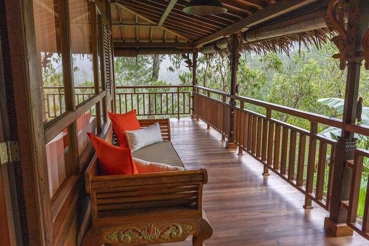 Tira Vilagna Suites & Spa