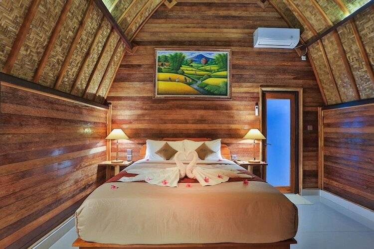 Mamaras Guest House