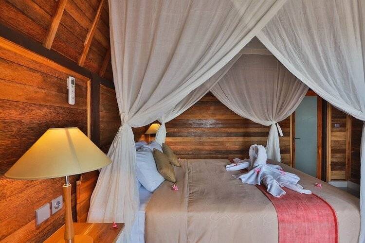 Mamaras Guest House