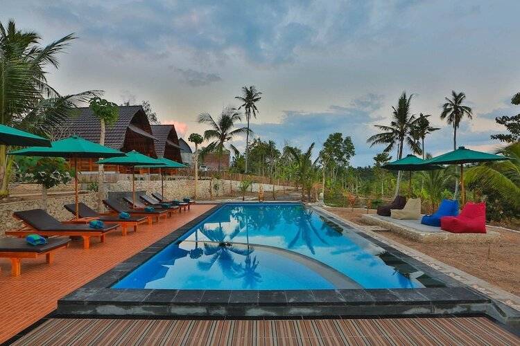 Mamaras Guest House