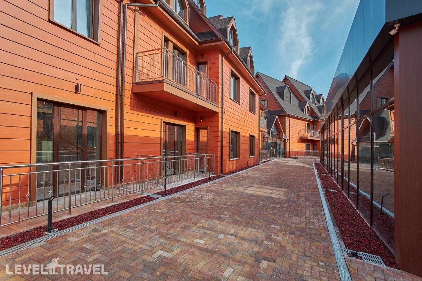 фотографии отеля Red Wood Hotel By Provence (Ex. Grand Way Haveli) в Россия(Красная Поляна) - фото №1