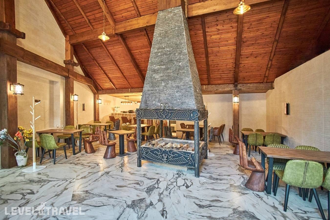 фотографии отеля Red Wood Hotel By Provence (Ex. Grand Way Haveli) в Россия(Красная Поляна) - фото №5