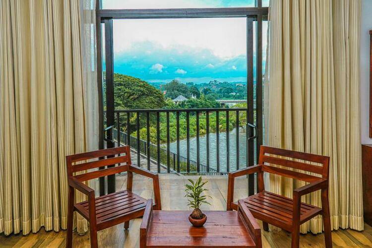 Oak Ray Regency
