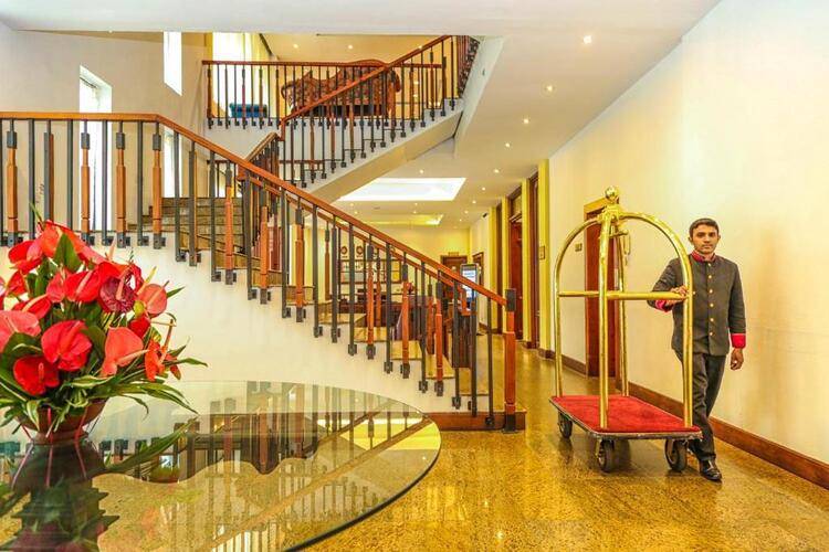 Oak Ray Regency