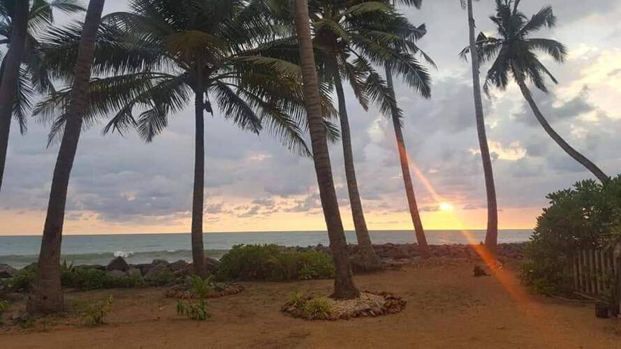 Oreo Beach Hotel Kalutara