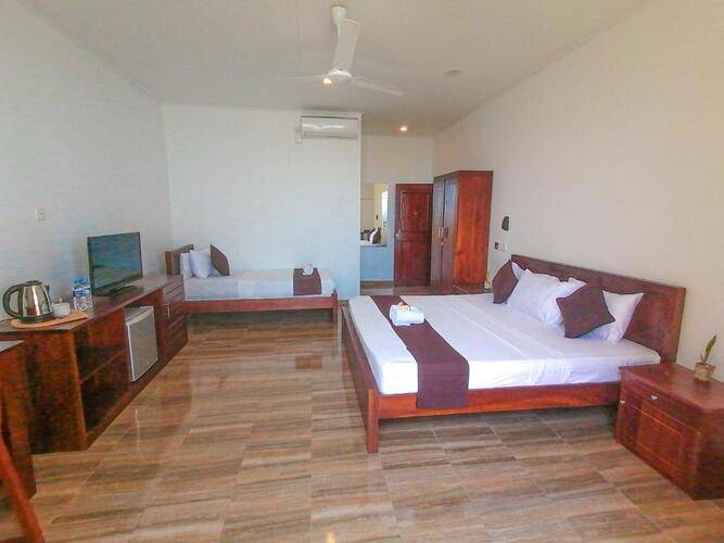 Oreo Beach Hotel Kalutara