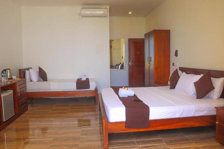Oreo Beach Hotel Kalutara