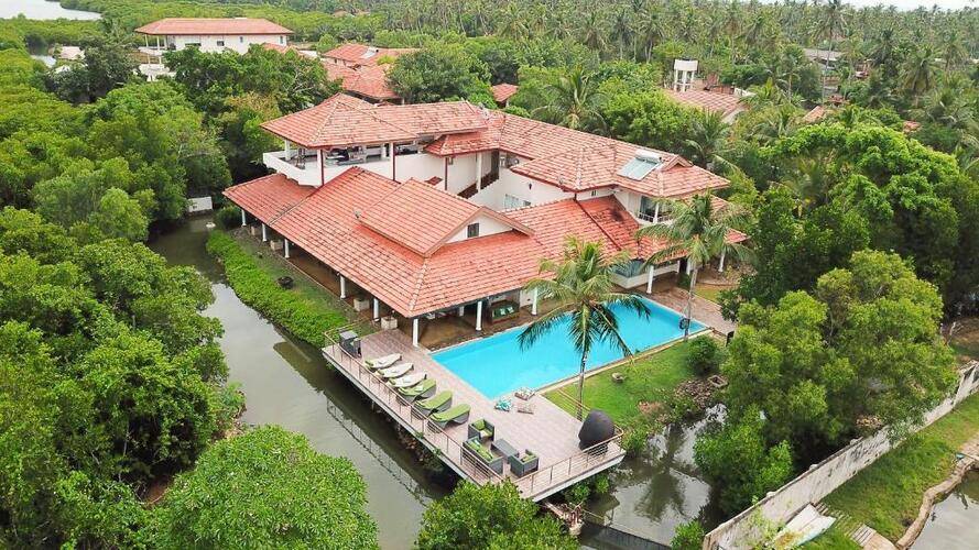 Villa Hundira